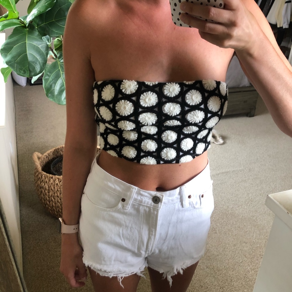Urban Outfitters Cooperative Black White Crochet Daisy Tube Top S Boho Y2K